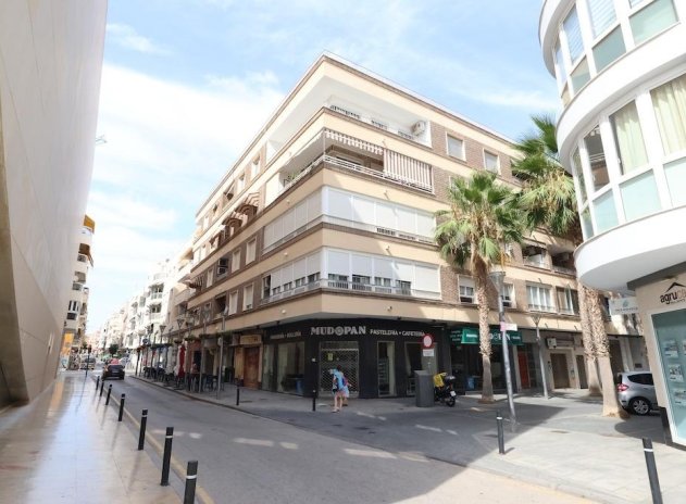 Apartment / Flat * - Resale - Torrevieja * - Torrevieja *