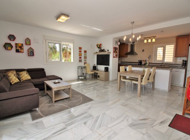 Apartment / flat - Resale - Villamartin - Villamartín