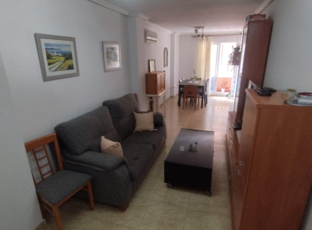 Appartement / flat - Herverkoop - Torrevieja - Estacion de autobuses