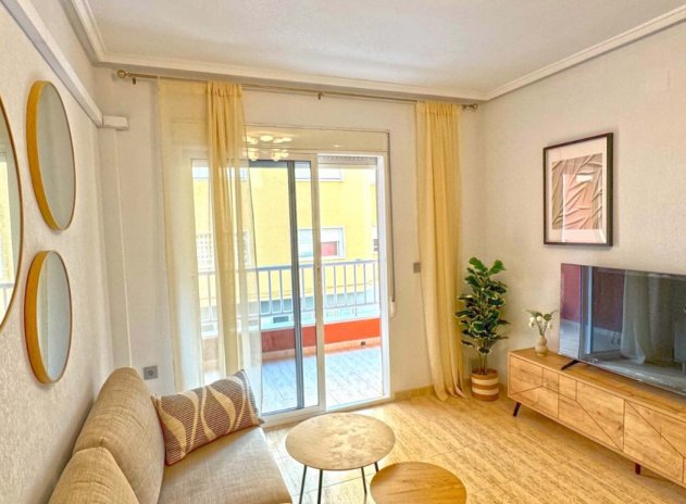 Appartement / flat - Herverkoop - Torrevieja - Playa del Cura