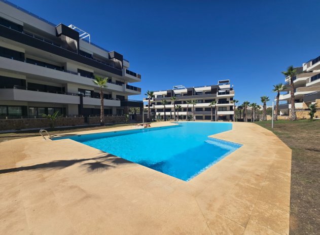 Appartement - Herverkoop - Orihuela Costa - Los Altos