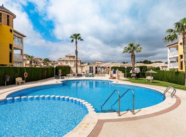 Appartement - Herverkoop - Orihuela Costa - Villamartín