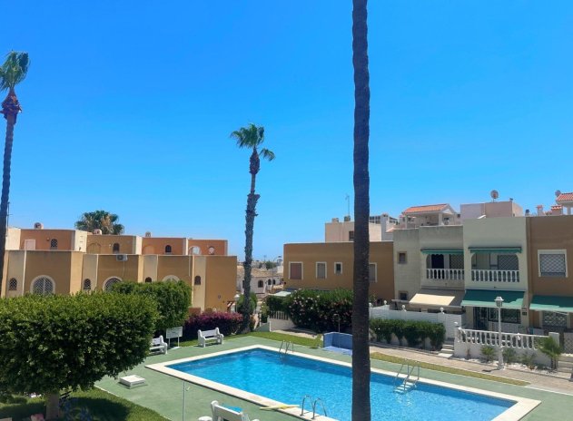 Appartement - Herverkoop - Torrevieja - La Mata