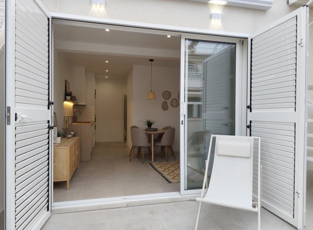 Appartement - Herverkoop - Torrevieja - La Siesta