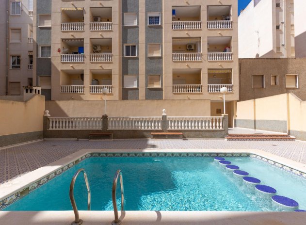 Appartement - Herverkoop - Torrevieja - Torrevieja