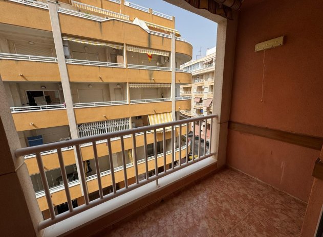 Appartement - Herverkoop - Torrevieja - Torrevieja