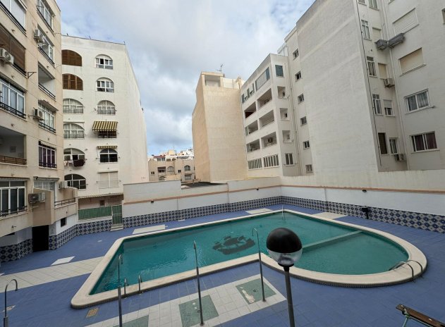 Appartement - Herverkoop - Torrevieja - Torrevieja