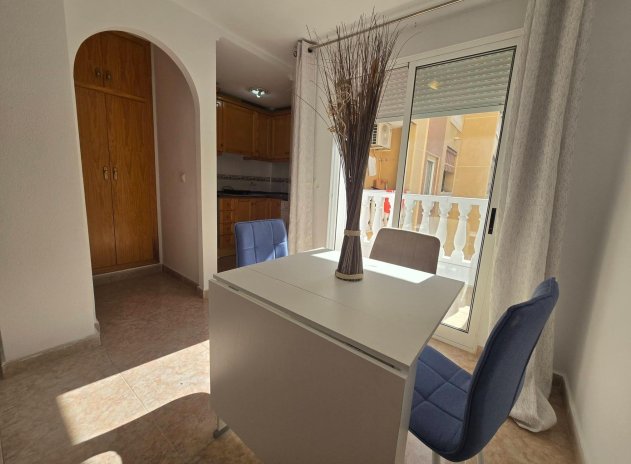 Appartement - Herverkoop - Torrevieja - Torrevieja