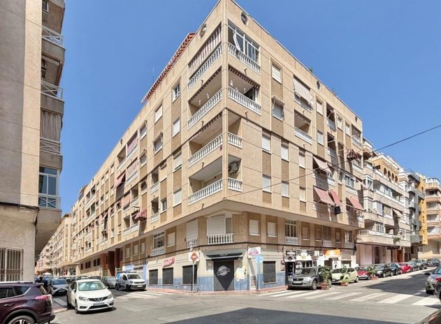 Appartement - Herverkoop - Torrevieja - Torrevieja