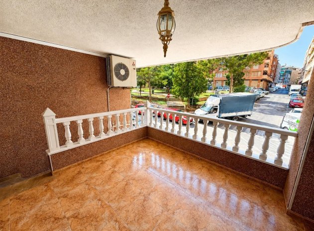 Appartement - Herverkoop - Torrevieja - Torrevieja