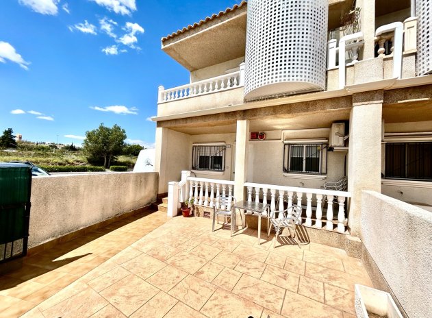 Appartement - Herverkoop - Villamartin - Villamartín