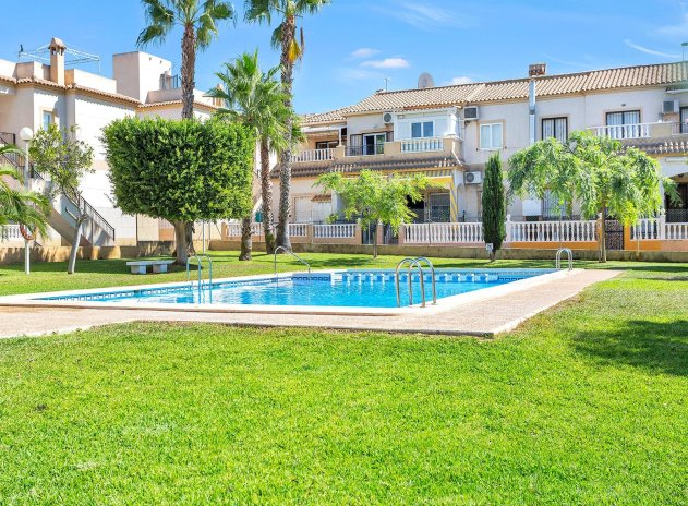 Bungalow - Herverkoop - Torrevieja - Aguas nuevas 1