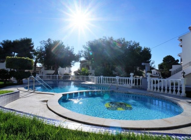 Bungalow - Herverkoop - Torrevieja - Aguas nuevas 1