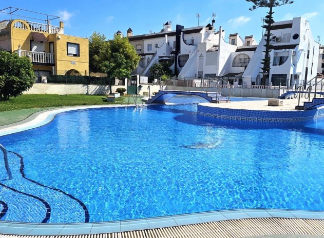 Bungalow - Resale - Torrevieja - Doña ines