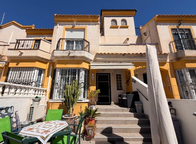 Casa adosada - Reventa - El Raso - El Raso