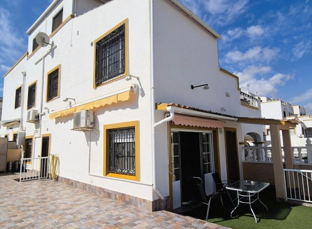 Casa adosada - Reventa - Los Altos - Los Altos