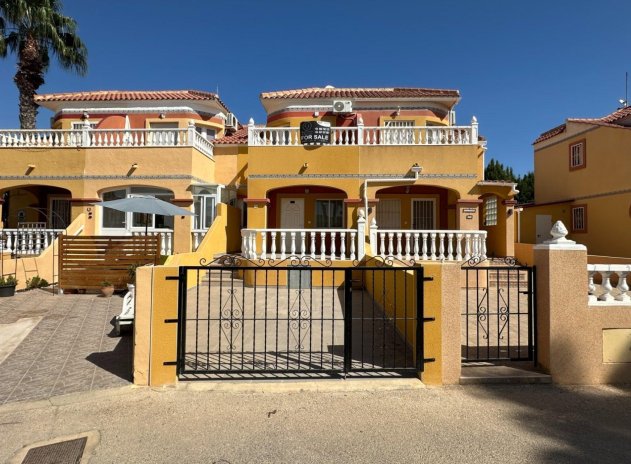 Casa adosada - Reventa - Orihuela Costa - Cabo Roig