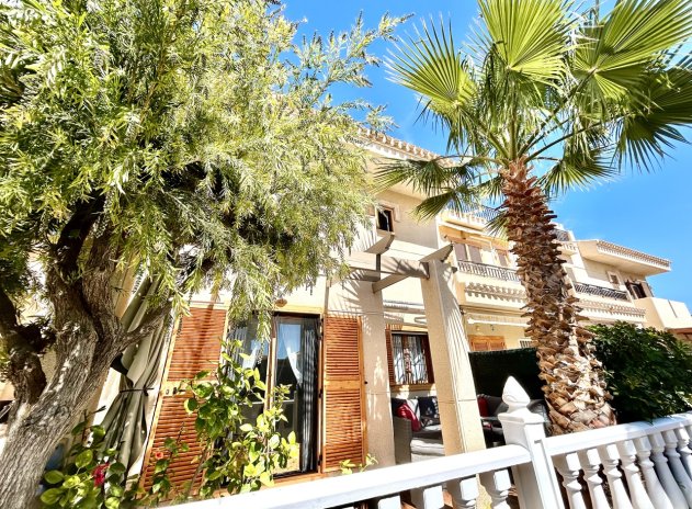 Casa adosada - Reventa - Playa Flamenca - Playa Flamenca