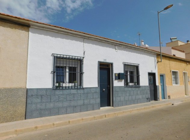 Casa adosada - Reventa - San Miguel de Salinas - San Miguel de Salinas