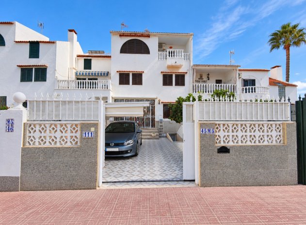Casa adosada - Reventa - Torrevieja - Nueva Torrevieja