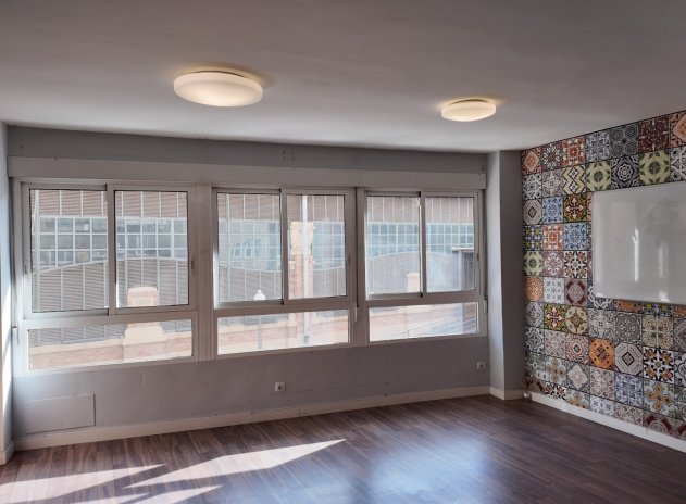 Commercial - Revente - Alicante - Alicante - City