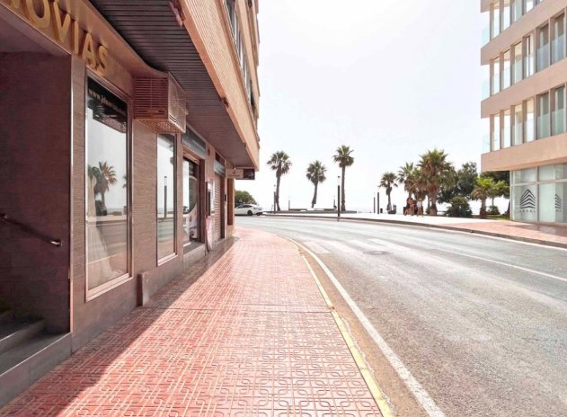 Commercial Unit - Herverkoop - Torrevieja - Playa del Cura