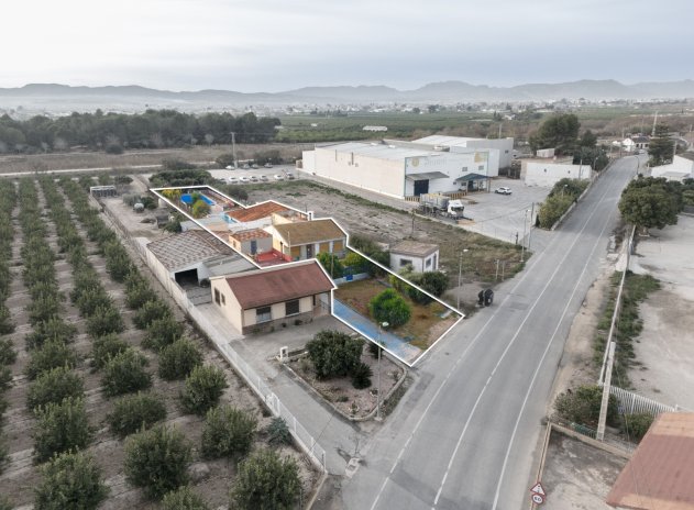 Finca / Country Property - Herverkoop - Orihuela - Orihuela