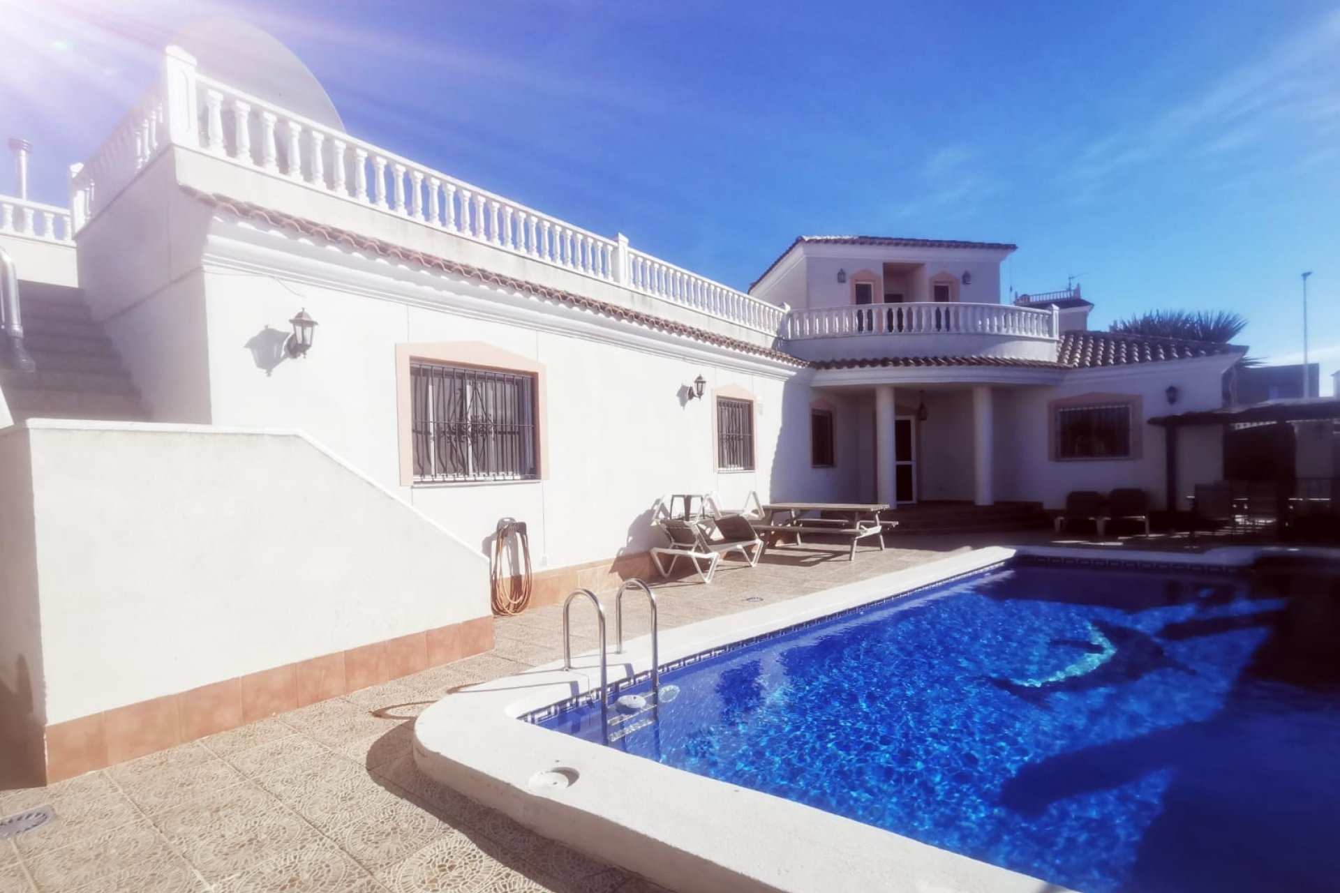 Herverkoop - 4. House - Detached Villa - Los Alcazares - Town