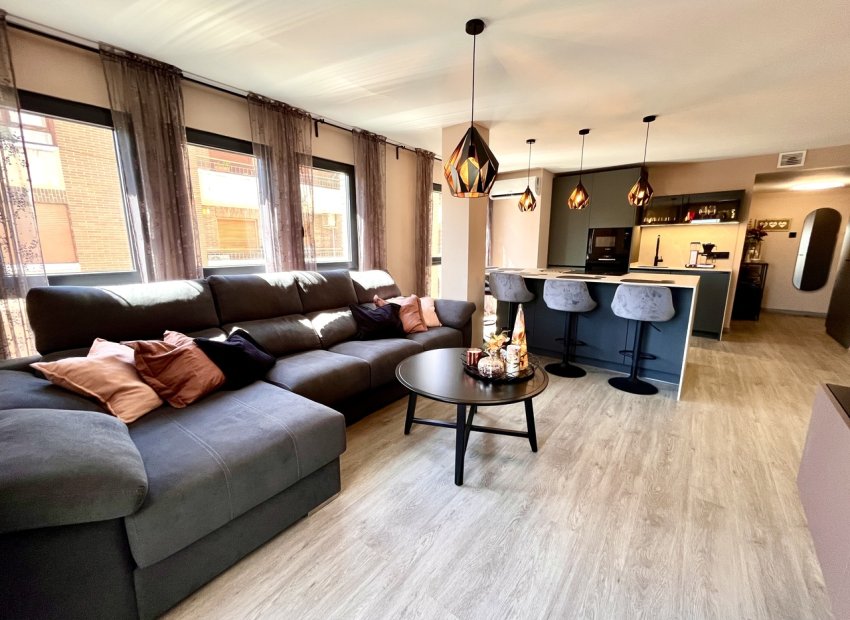 Herverkoop - Appartement - Almoradí