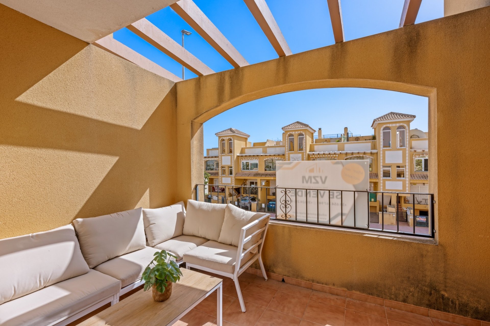 Herverkoop - Appartement - Daya Nueva