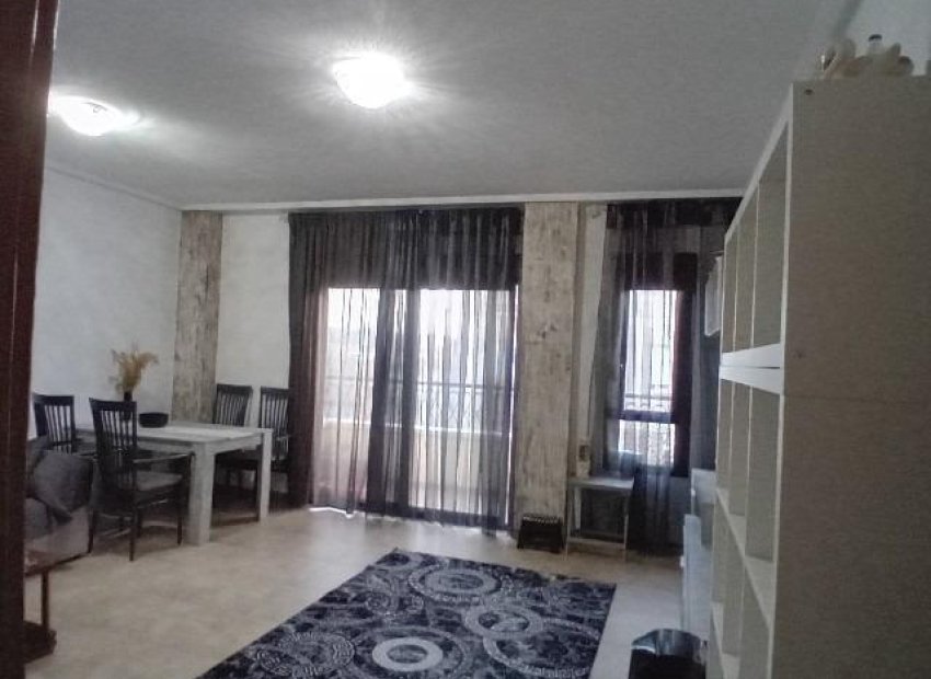 Herverkoop - Appartement / flat - Almoradí - Center