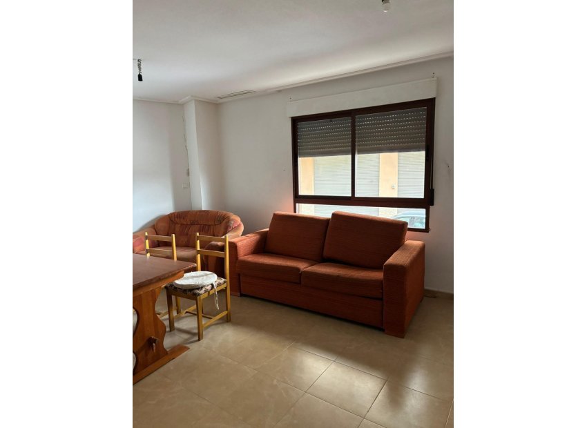 Herverkoop - Appartement / flat - Almoradí - Centro urbano 2