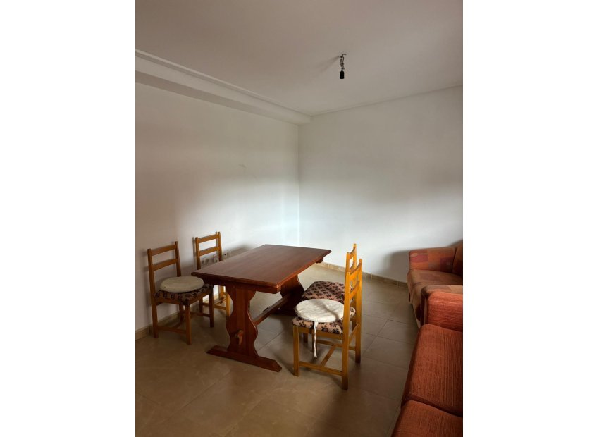 Herverkoop - Appartement / flat - Almoradí - Centro urbano 2