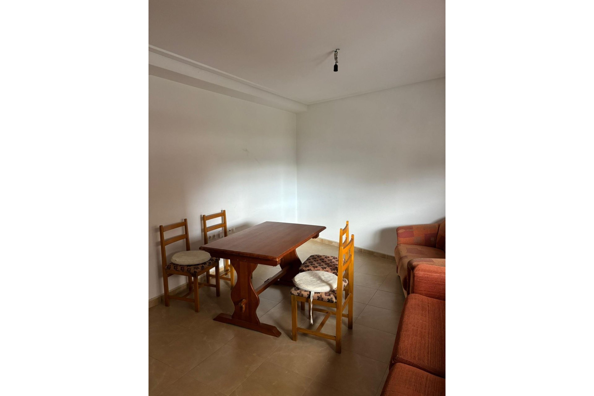 Herverkoop - Appartement / flat - Almoradí - Centro urbano 2