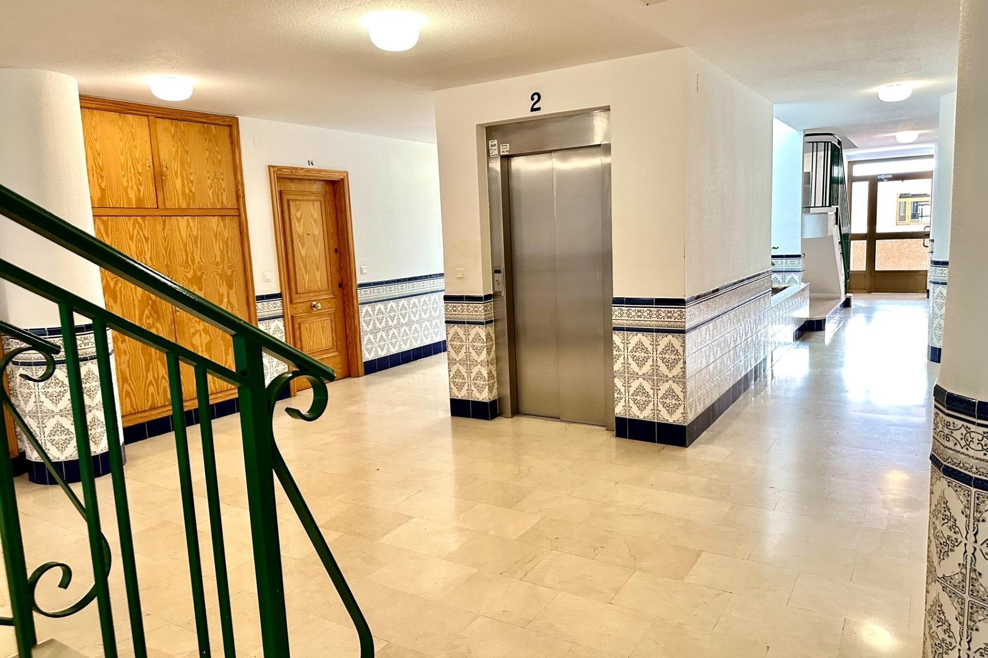 Herverkoop - Appartement / flat - Guardamar del Segura - Pueblo