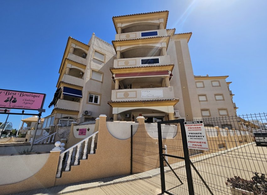 Herverkoop - Appartement / flat - La Zenia