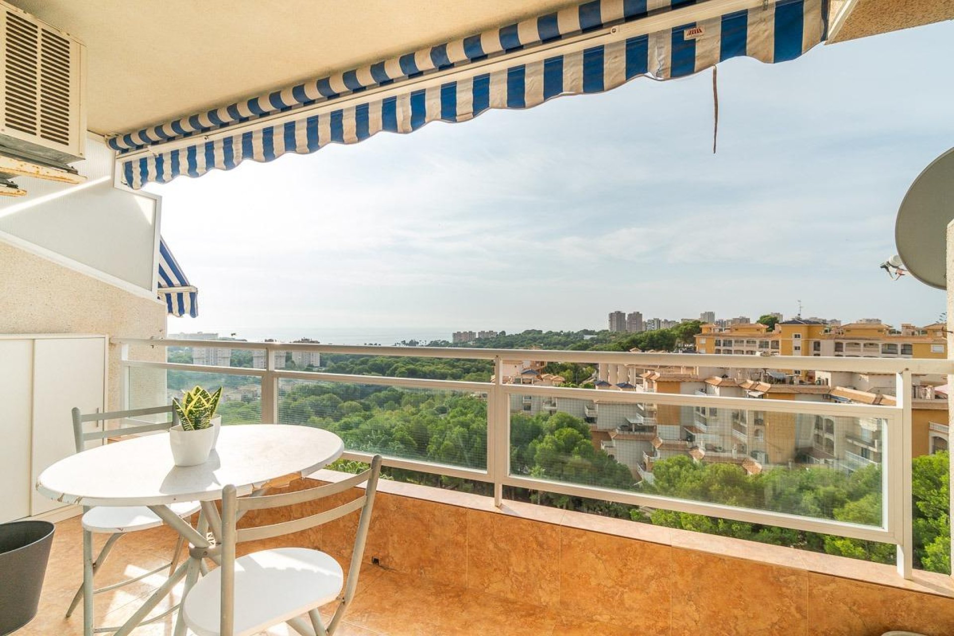 Herverkoop - Appartement / flat - Orihuela Costa - Campoamor