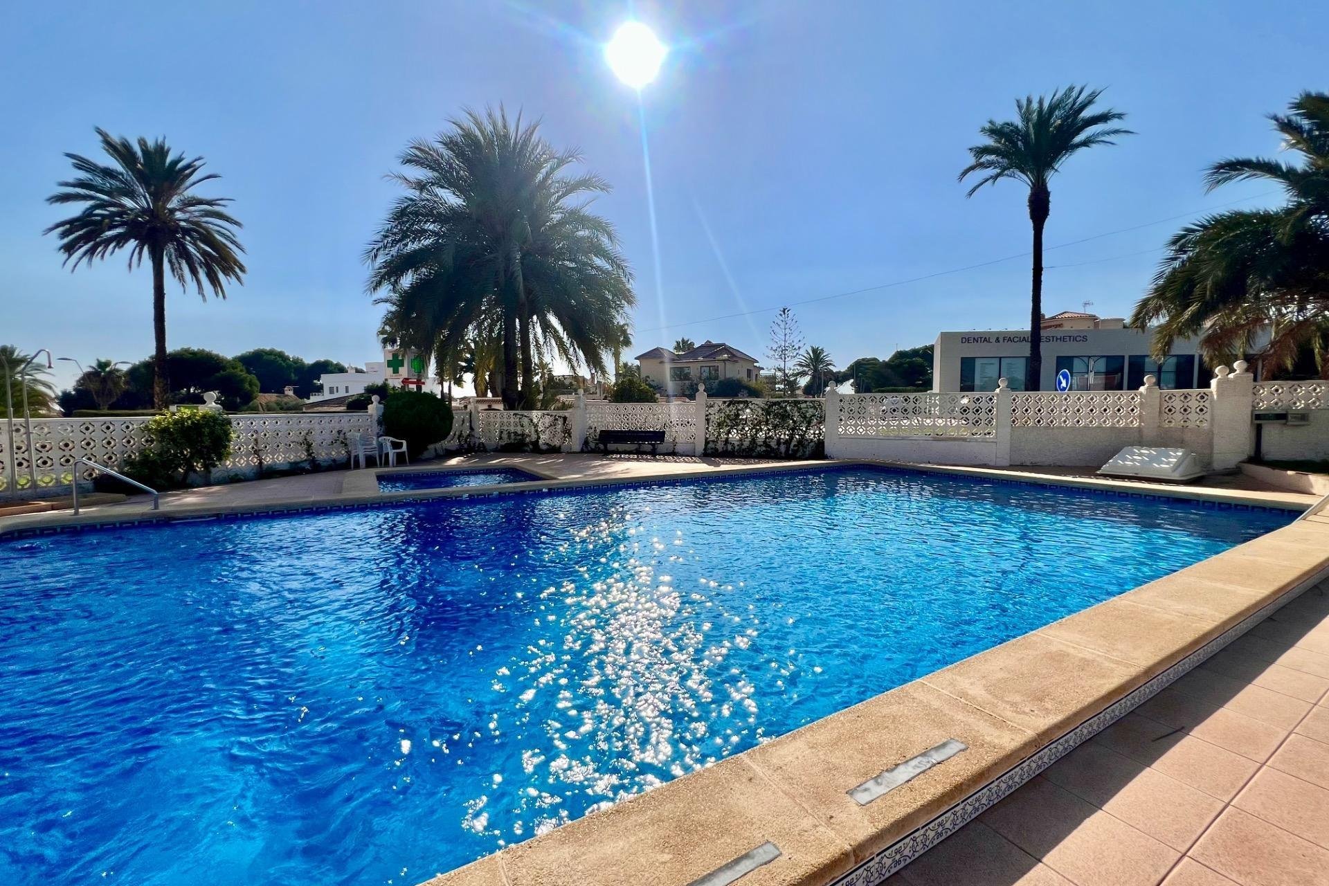 Herverkoop - Appartement / flat - Orihuela Costa - La Zenia