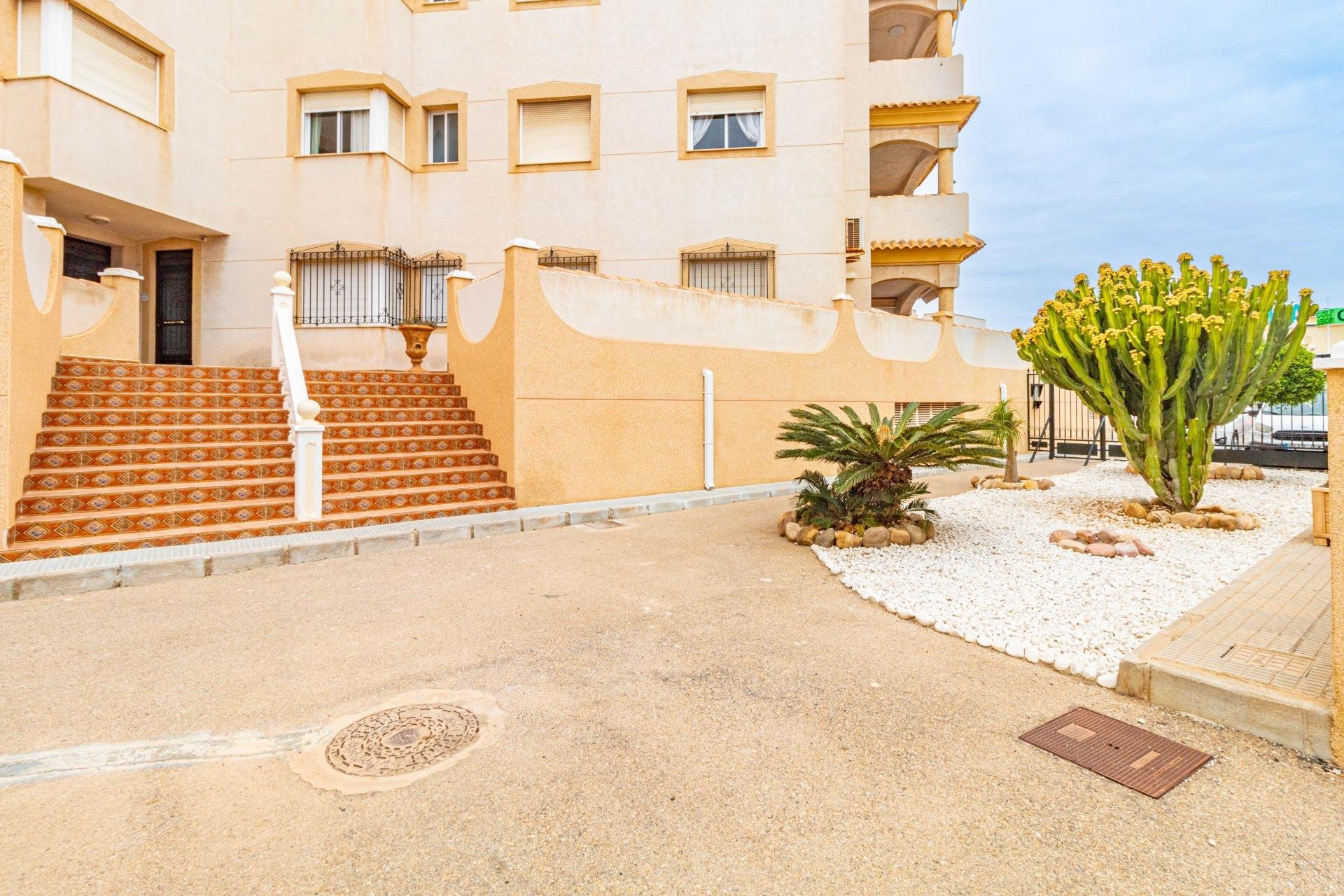 Herverkoop - Appartement / flat - Orihuela Costa - La Zenia