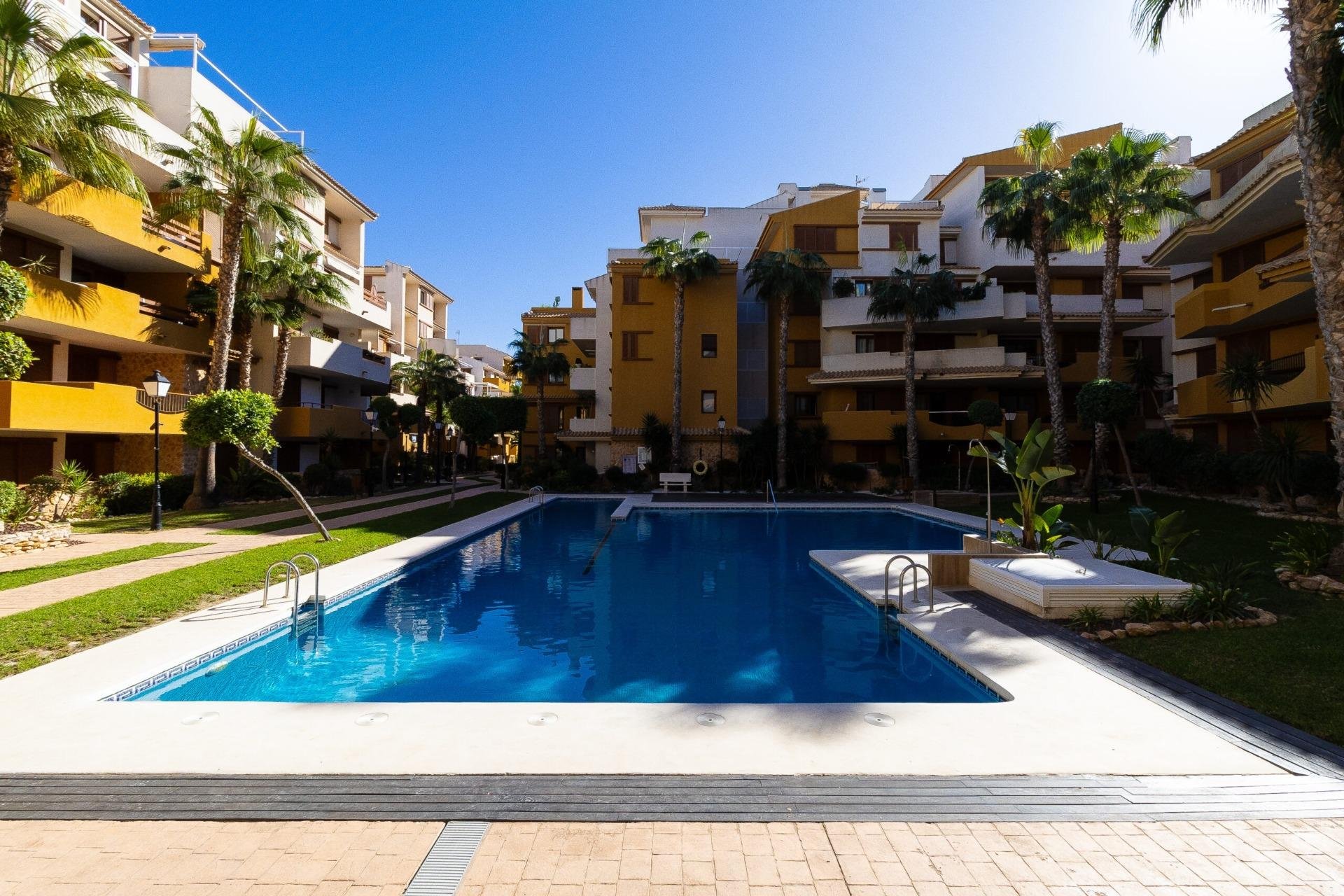 Herverkoop - Appartement / flat - Orihuela Costa - Punta Prima