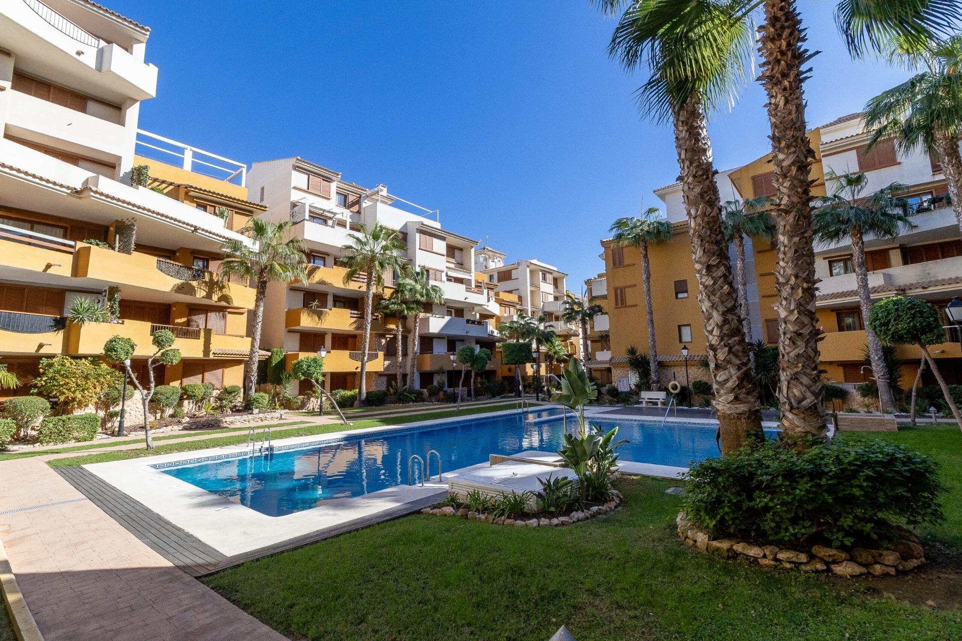 Herverkoop - Appartement / flat - Orihuela Costa - Punta Prima