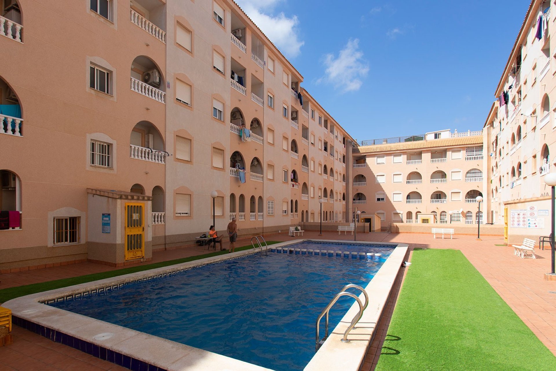 Herverkoop - Appartement / flat - Torrevieja - Center