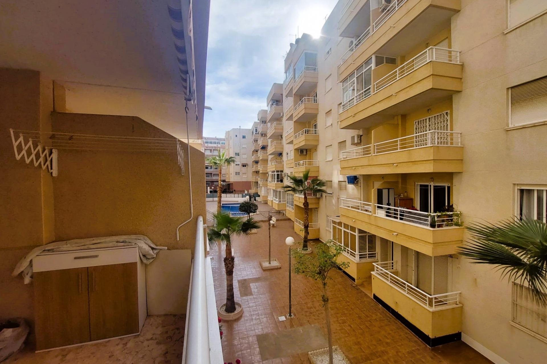 Herverkoop - Appartement / flat - Torrevieja - Center