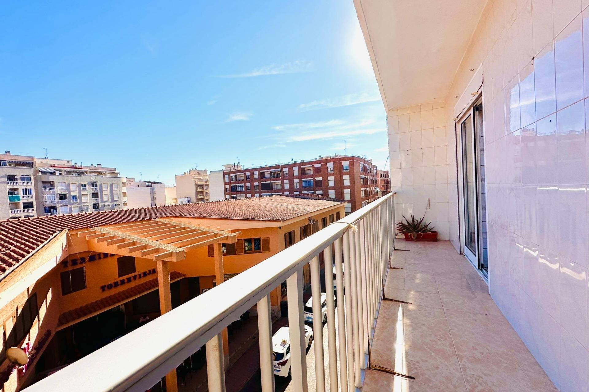 Herverkoop - Appartement / flat - Torrevieja - Center