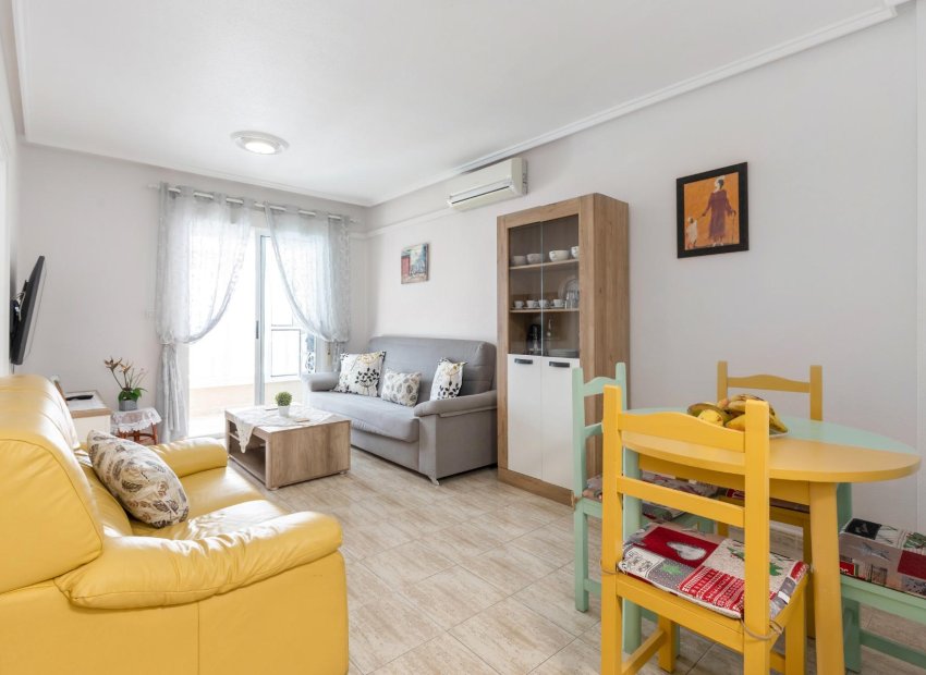 Herverkoop - Appartement / flat - Torrevieja - Center