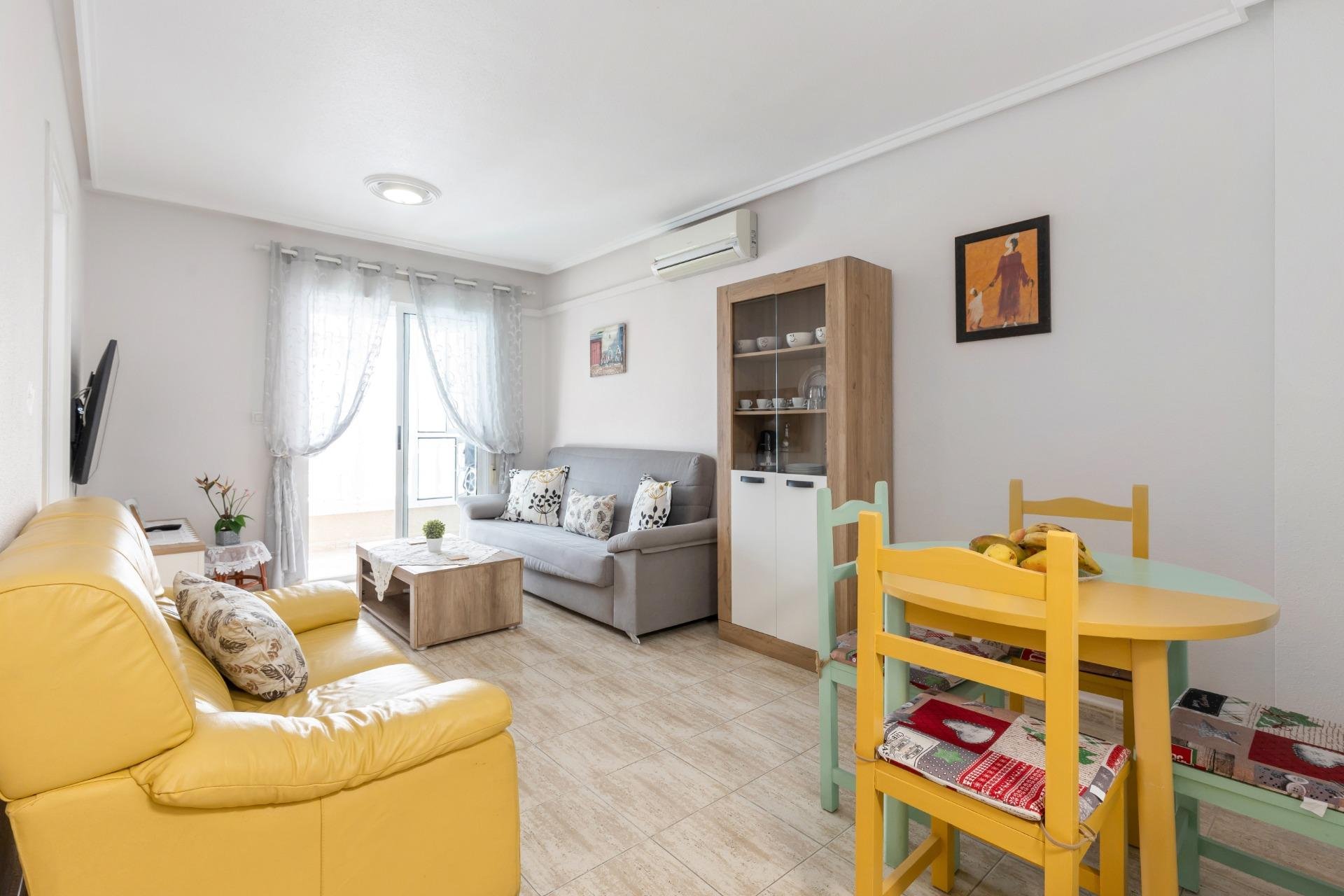 Herverkoop - Appartement / flat - Torrevieja - Center