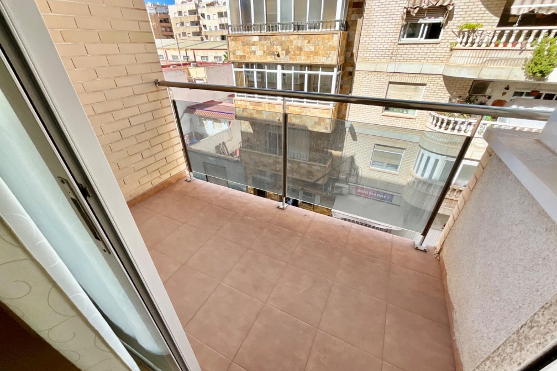 Herverkoop - Appartement / flat - Torrevieja - Center