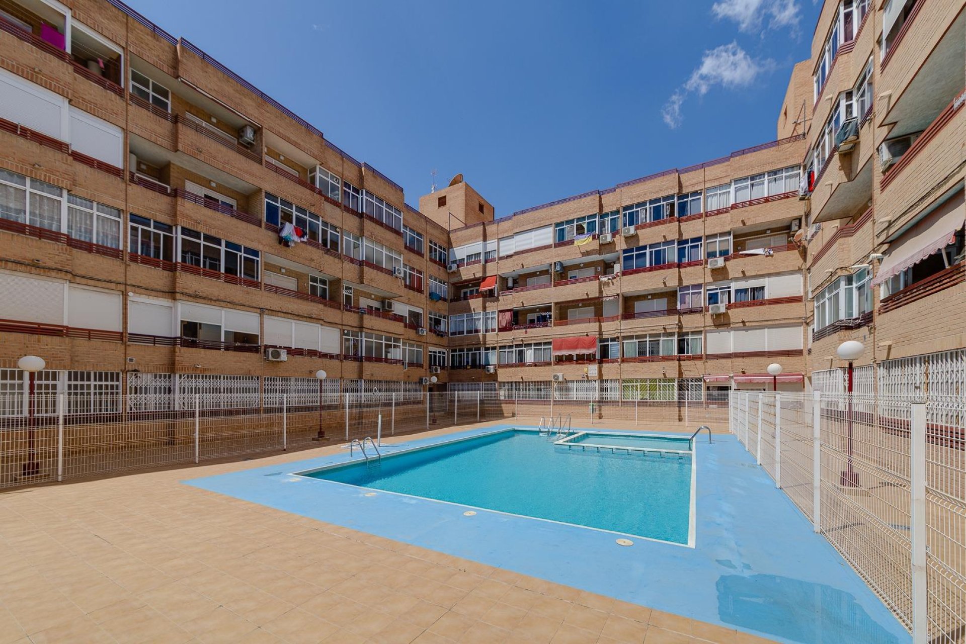 Herverkoop - Appartement / flat - Torrevieja - Center