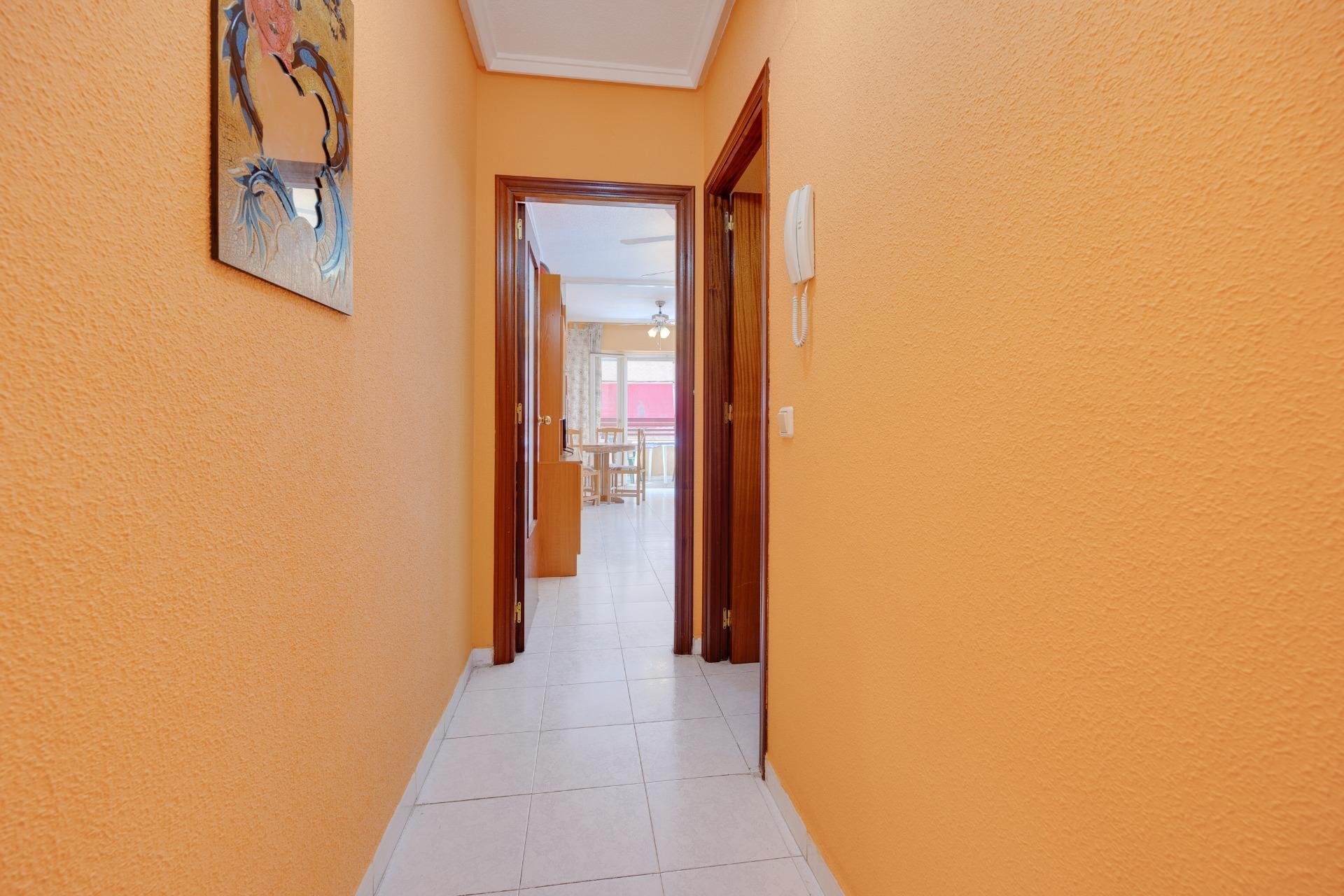 Herverkoop - Appartement / flat - Torrevieja - Center