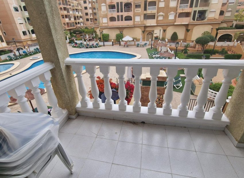 Herverkoop - Appartement / flat - Torrevieja - Center